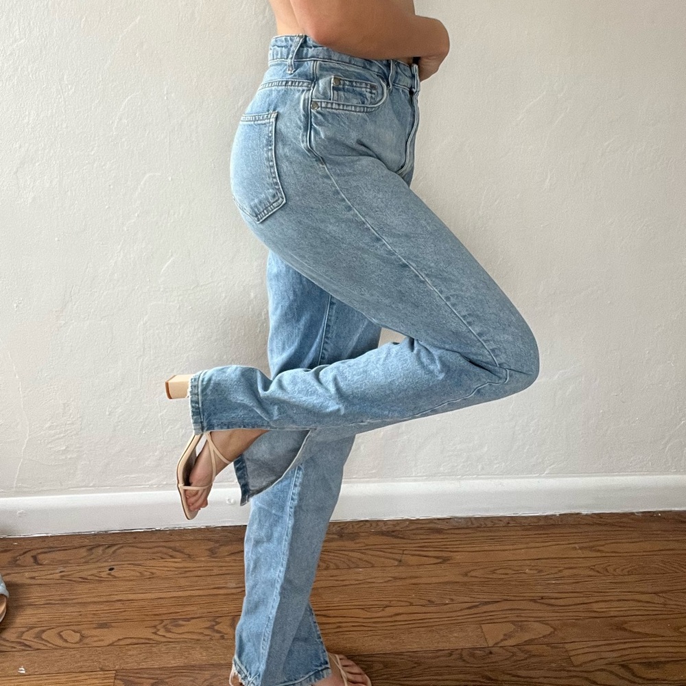 Split leg jeans